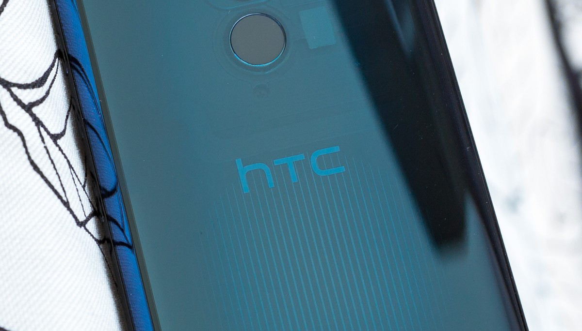 HTC-flagship-phone.png