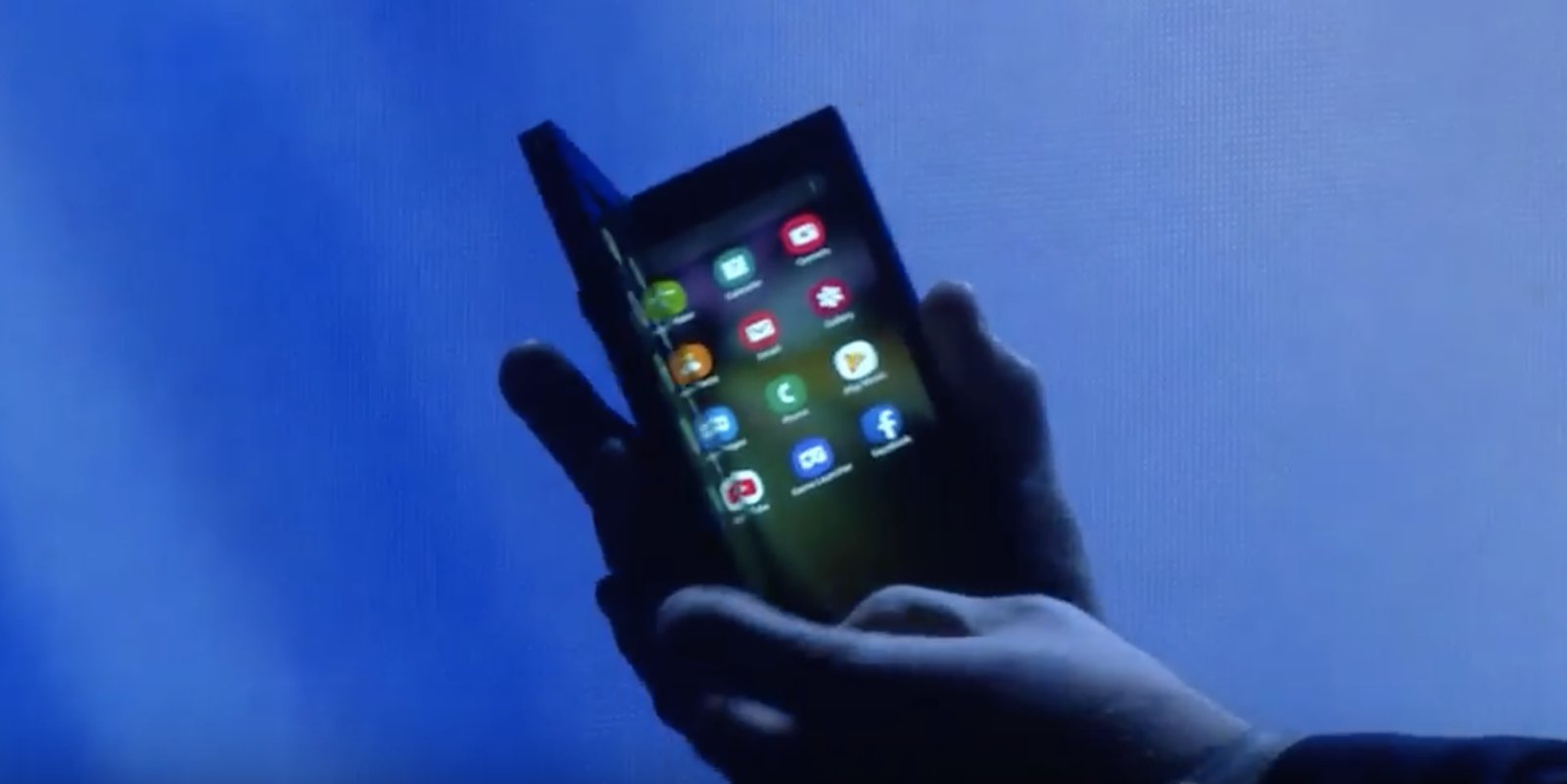 سامسونج تستعرض تفاصيل هاتفها القابل للطي في مؤتمر المطورين Samsung-foldable-phone-2